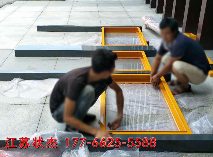 華潤(rùn)集團(tuán)企業(yè)宣傳欄安裝完成